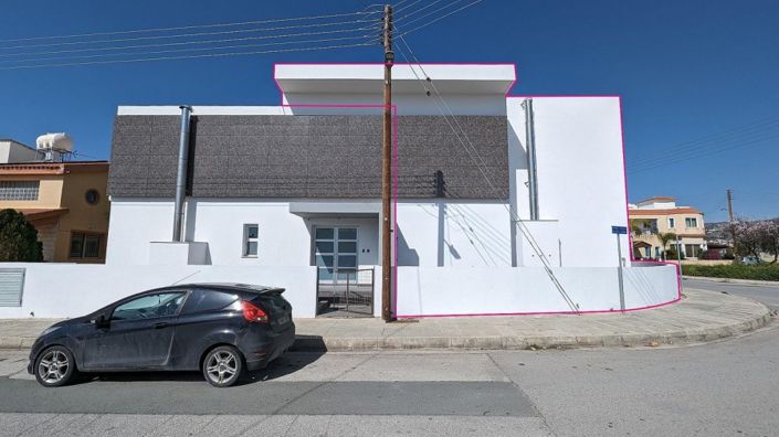 Image No.7-3 Bed House for sale