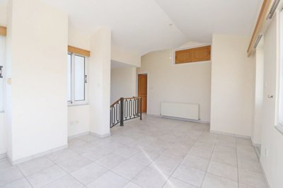 Detached Villa For Sale  in  Select Location
