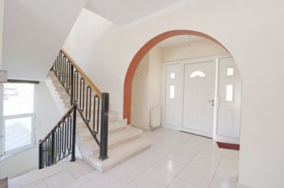 Detached Villa For Sale  in  Select Location