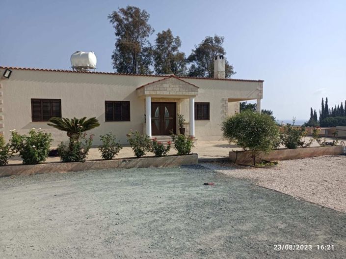 Image No.2-Bungalow de 4 chambres à vendre à Kissonerga