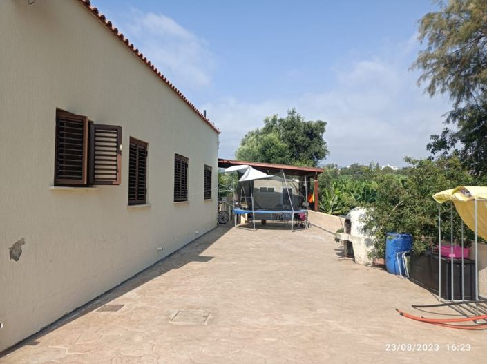 Image No.5-Bungalow de 4 chambres à vendre à Kissonerga