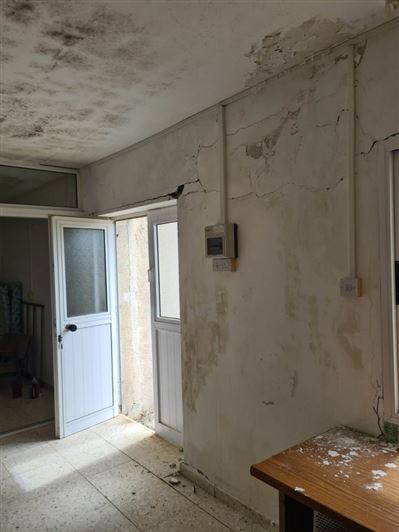 Image No.7-1 Bed House for sale