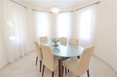 Detached Villa For Sale  in  Neo Chorio