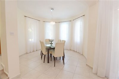 Detached Villa For Sale  in  Neo Chorio