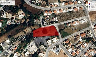 Residential Land  For Sale  in  Kissonerga