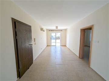 Ground Floor Apartment  For Sale  in  Mandria