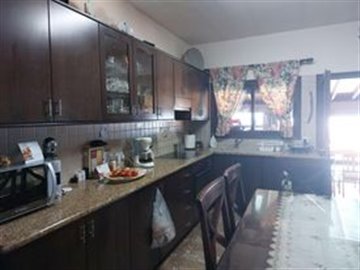 Bungalow For Sale  in  Arodes