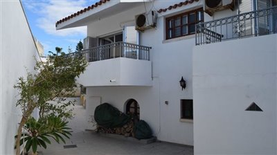 Detached Villa For Sale  in  Coral Bay