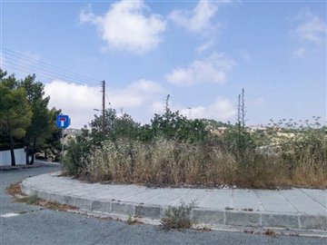 Plot - Tsada, Paphos
