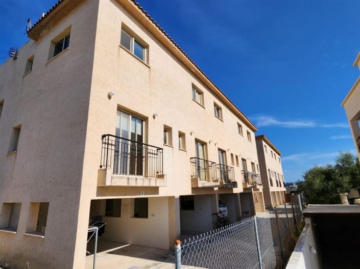 Image No.4-2 Bed Commercial for sale