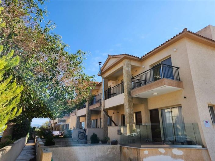 Image No.5-2 Bed Commercial for sale