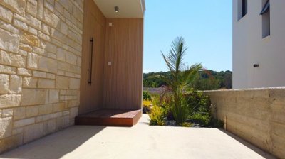 Detached Villa For Sale  in  Chlorakas