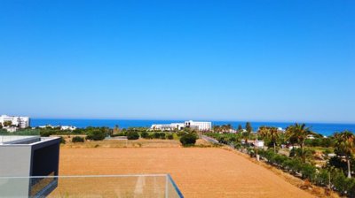 Detached Villa For Sale  in  Chlorakas