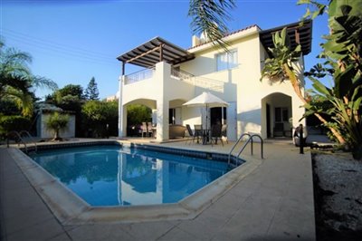 Detached Villa For Sale  in  Empa