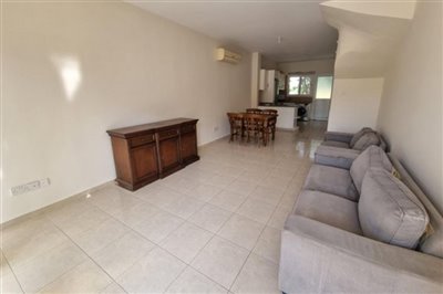 Town House For Sale  in  Kato Pafos