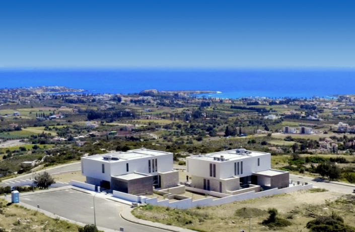 Image No.1-3 Bed Villa for sale