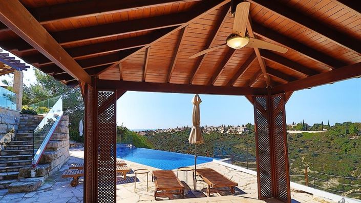 Image No.3-4 Bed Villa for sale