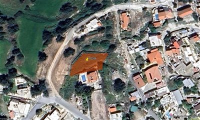 Residential Land  For Sale  in  Peristerona