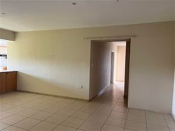 Apartment For Sale  in  Empa