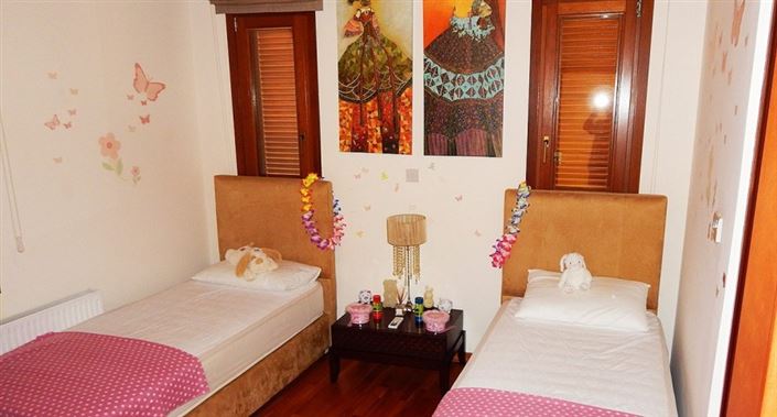 Image No.10-5 Bed Villa for sale