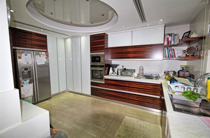 Image No.5-5 Bed Villa for sale