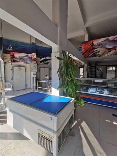 Image No.2-Commercial à vendre à Yeroskipou