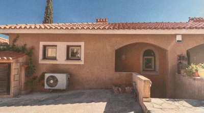 1 - Tsada, Maison de ville