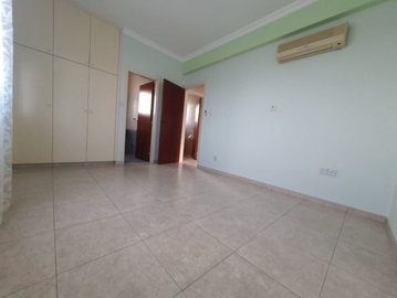 House For Sale  in  Anavargos