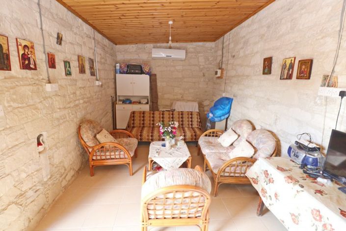 Image No.6-1 Bed House for sale