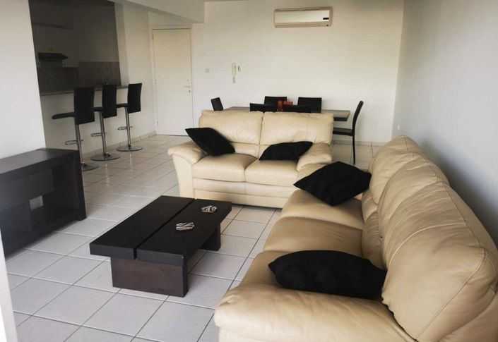 Image No.2-Appartement de 2 chambres à vendre à Yeroskipou