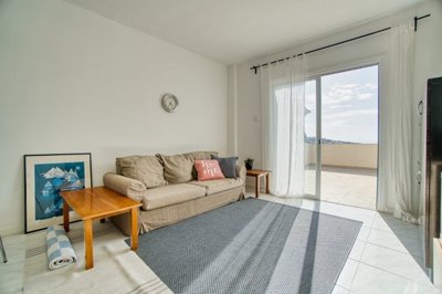 Apartment For Sale  in  Chlorakas