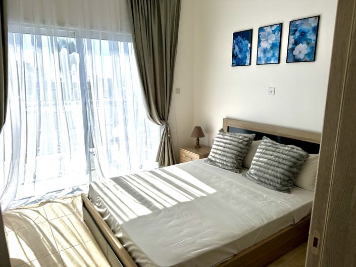 Image No.9-2 Bed Townhouse for sale