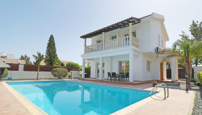 Image No.3-3 Bed Villa for sale