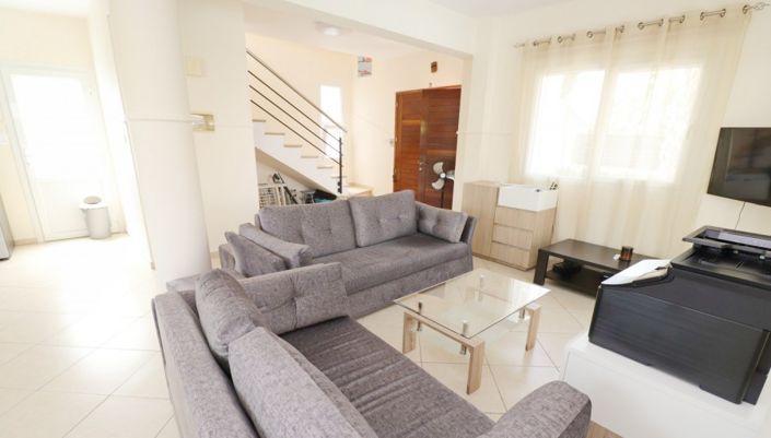 Image No.6-3 Bed Villa for sale