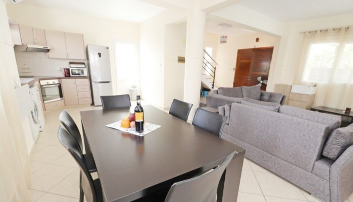 Image No.7-3 Bed Villa for sale