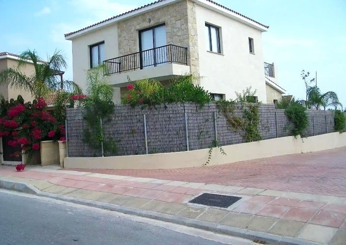 Image No.1-3 Bed Villa for sale