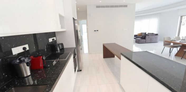 Image No.10-4 Bed Penthouse for sale