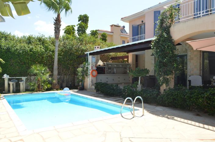 Image No.3-3 Bed Villa for sale