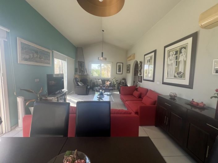 Image No.6-3 Bed Villa for sale