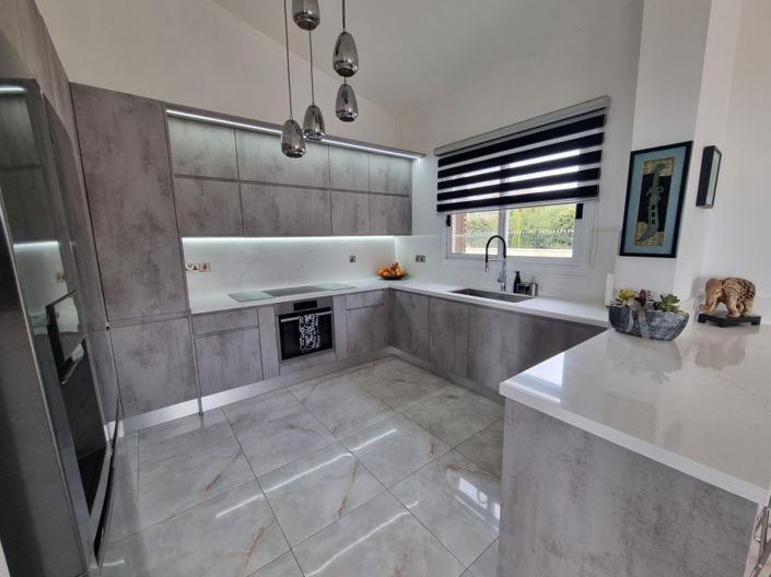 Image No.10-5 Bed Villa for sale