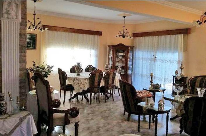 Image No.6-3 Bed House for sale