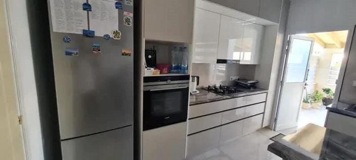 Image No.7-3 Bed House for sale