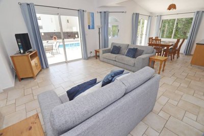 Detached Villa For Sale  in  Select Location