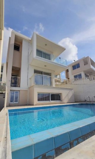 Image No.2-4 Bed Villa for sale