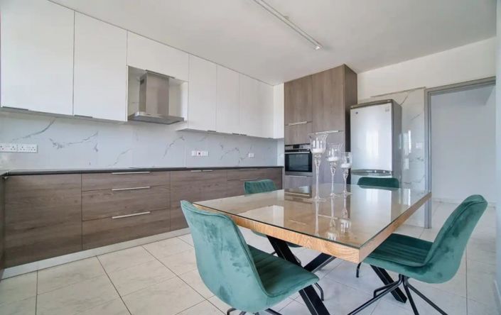 Image No.1-3 Bed Apartment for sale