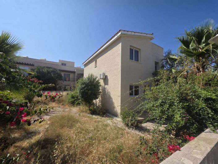 Image No.1-3 Bed Villa for sale