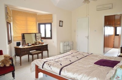Detached Villa For Sale  in  Mandria
