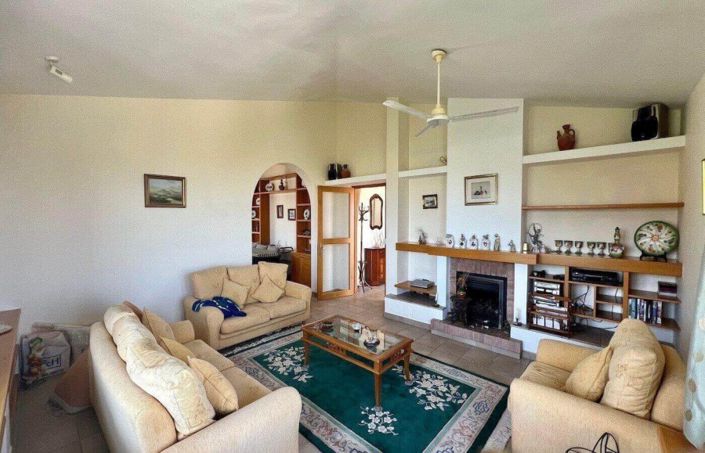 Image No.3-5 Bed Villa for sale