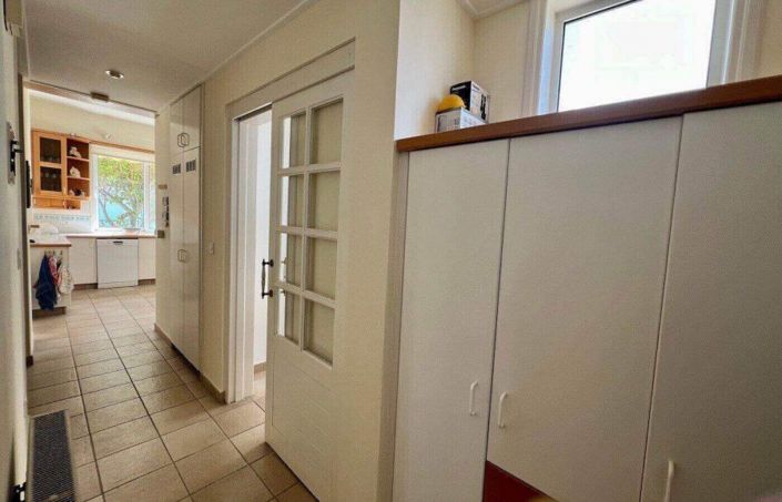 Image No.6-5 Bed Villa for sale