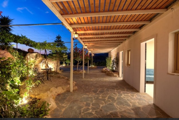 Image No.10-4 Bed House for sale